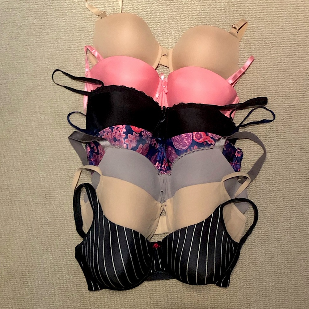 Lot of 7 Bras - 36D (qty 6) & 36DD (qty 1)